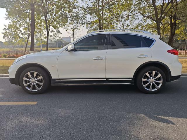 Infiniti QX50