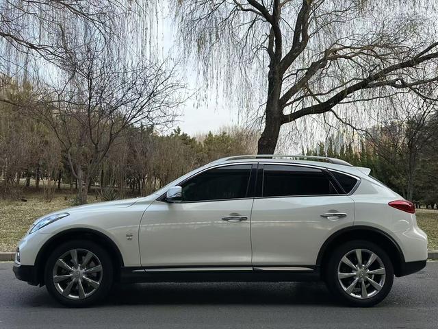 Infiniti QX50