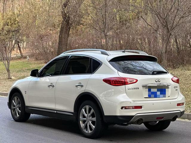 Infiniti QX50