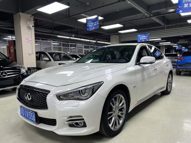 Infiniti Q50L