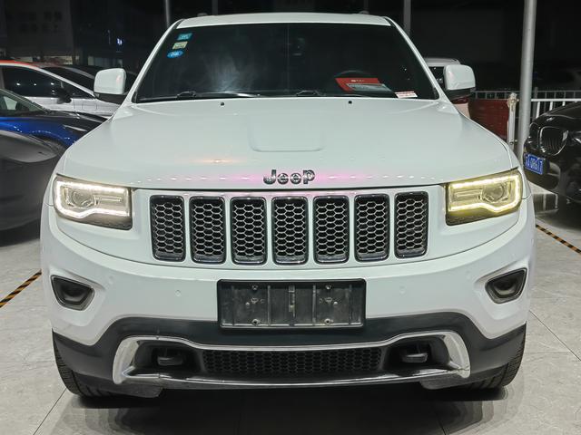 Jeep Grand Cherokee (imported)