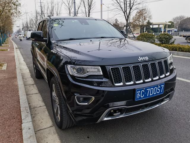 Jeep Grand Cherokee (imported)