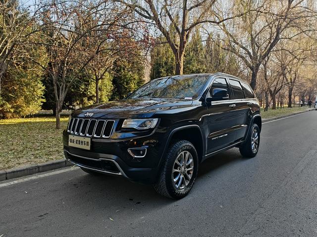 Jeep Grand Cherokee (imported)