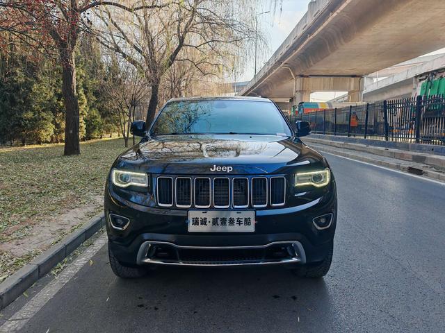 Jeep Grand Cherokee (imported)