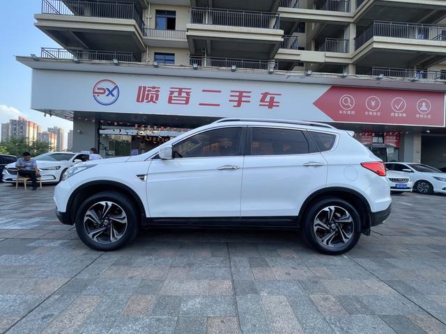 Dongfeng Fengshen AX7