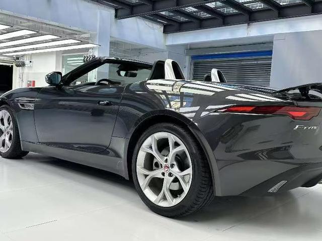 Jaguar F-TYPE