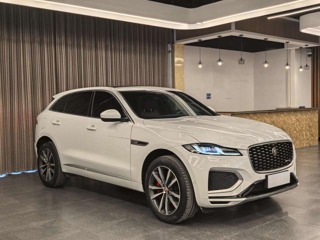 Jaguar F-PACE