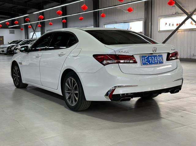 Acura TLX-L