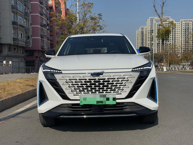 Oshan Changan Auchan Z6 iDD new energy