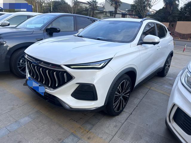 Oshan Changan Auchan X5