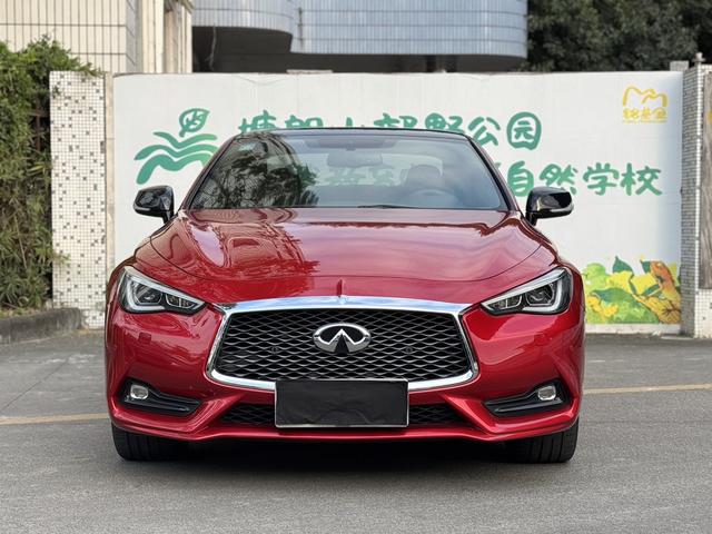 Infiniti Q60