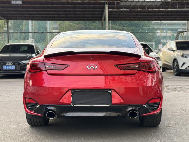 Infiniti Q60