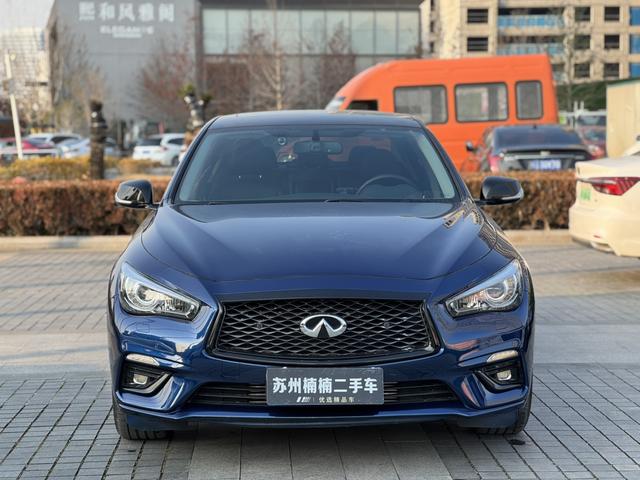 Infiniti Q50L