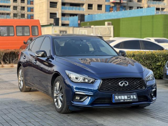 Infiniti Q50L