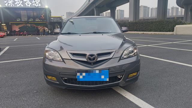 Mazda 3 (imported)