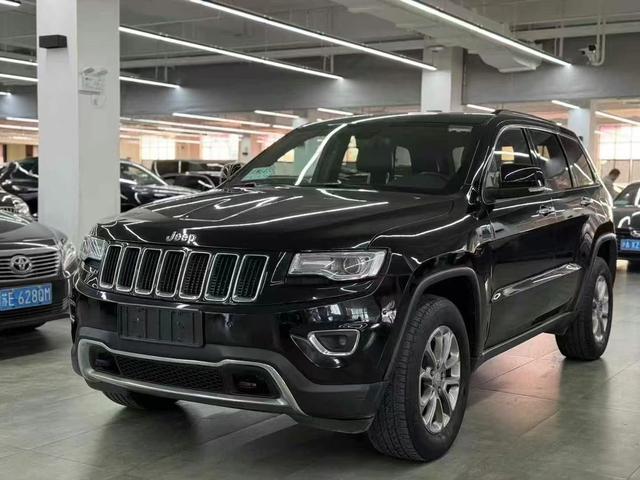 Jeep Grand Cherokee (imported)