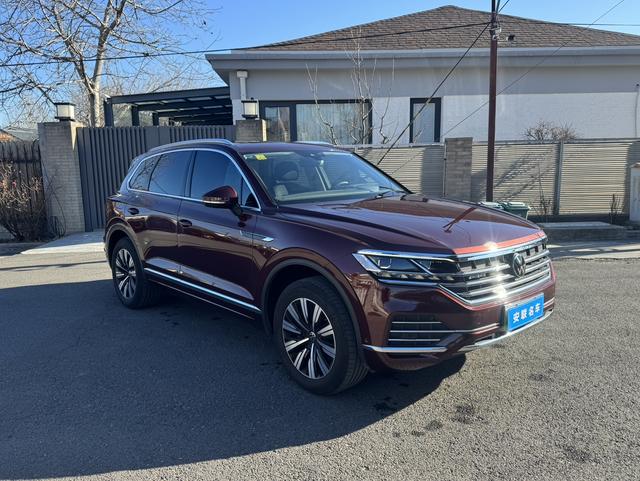 Volkswagen Touareg PHEV