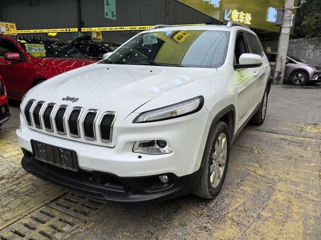 Jeep Free light (imported)