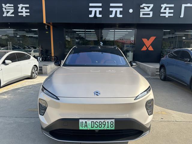 NIO EC7