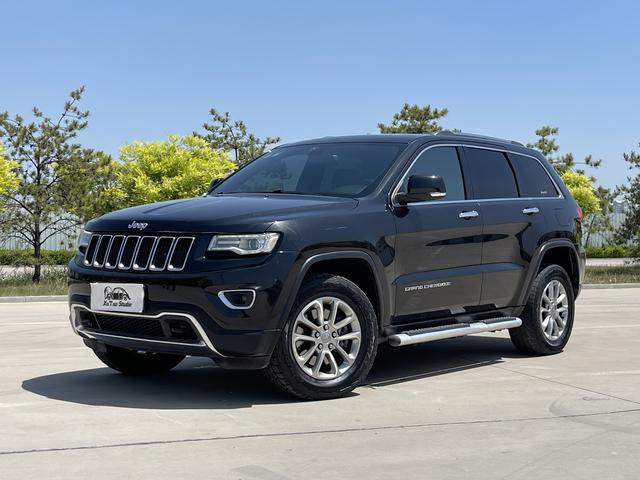 Jeep Grand Cherokee (imported)