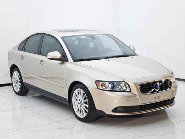 Volvo S40