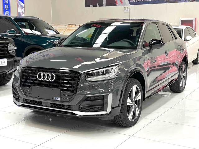 Audi Q2L