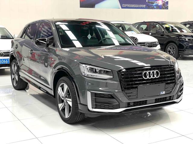 Audi Q2L