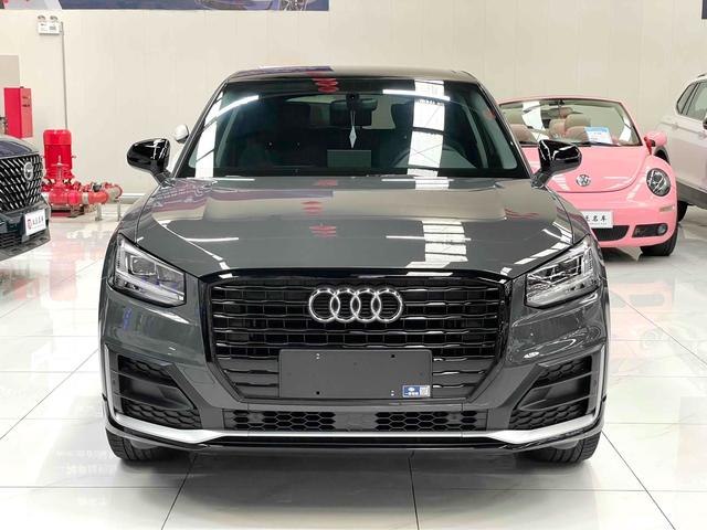 Audi Q2L