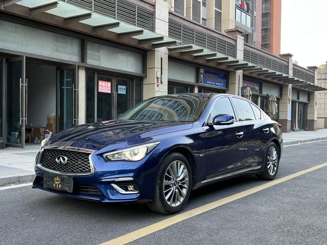 Infiniti Q50L