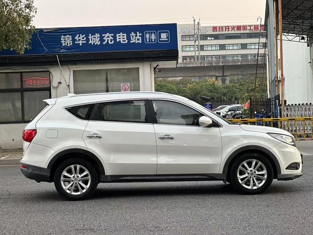 Dongfeng Fengon 580