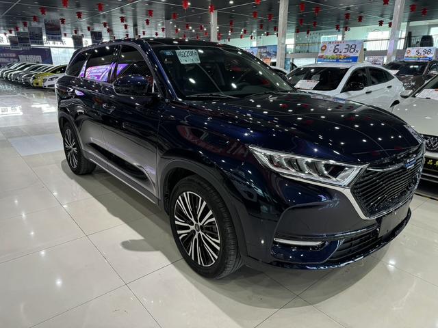 Oshan Changan Auchan X7