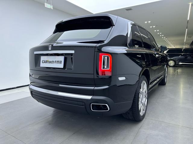 Rolls Royce Cullinan