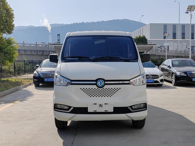 Dongfeng Yufeng EM26