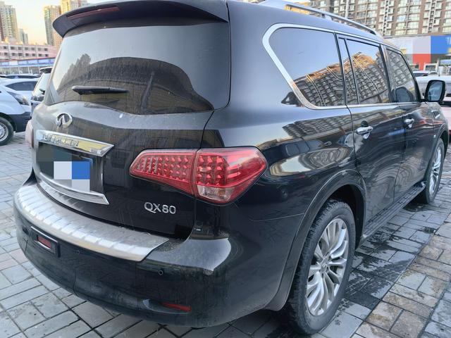 Infiniti QX80