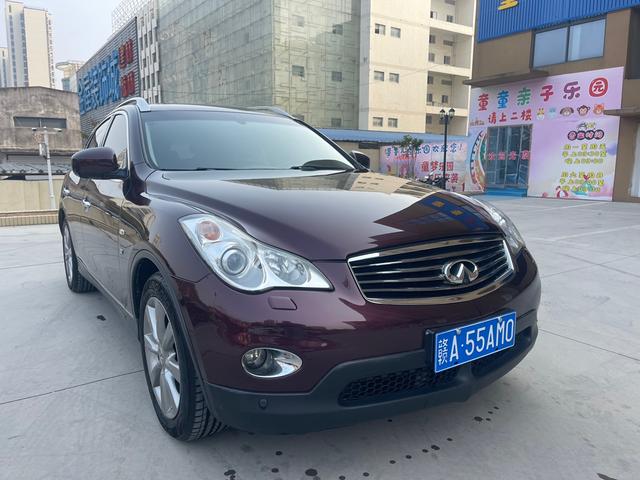 Infiniti QX50 (imported)