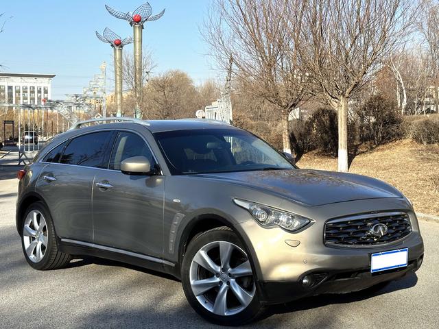 Infiniti FX