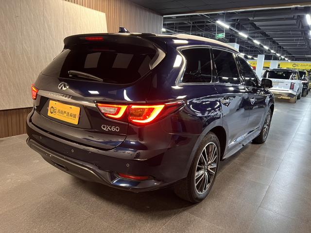 Infiniti QX60 (imported)