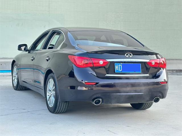 Infiniti Q50