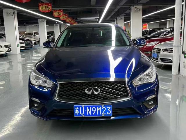 Infiniti Q50L