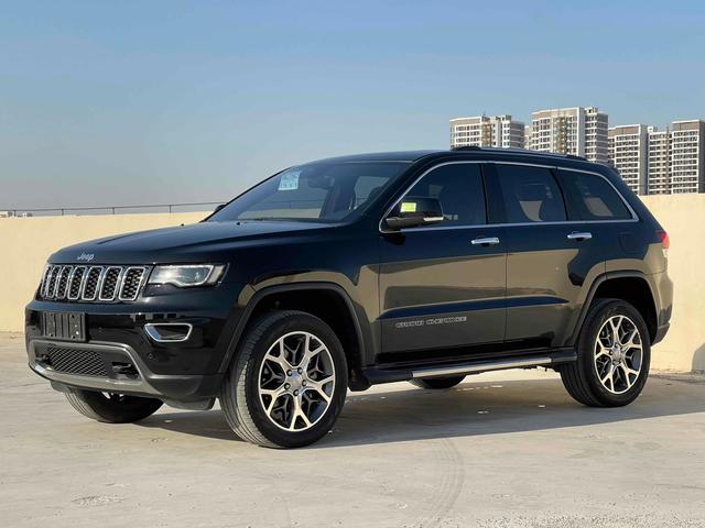 Jeep Grand Cherokee (imported)