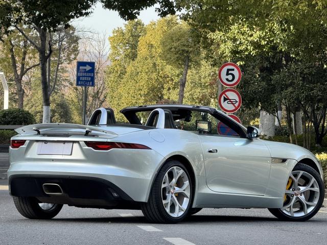 Jaguar F-TYPE