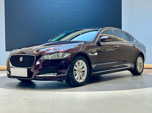 Jaguar XFL