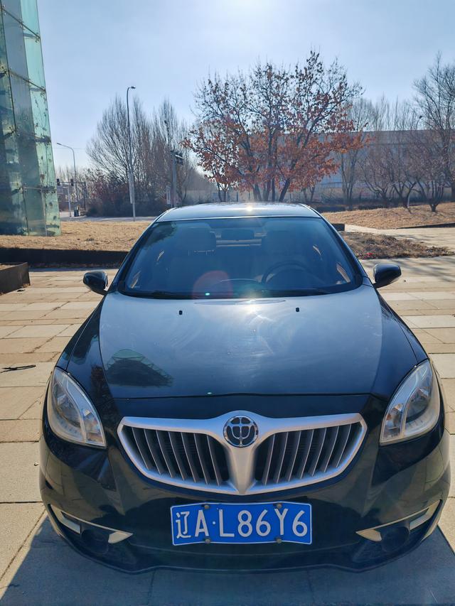 China Zhonghua H330