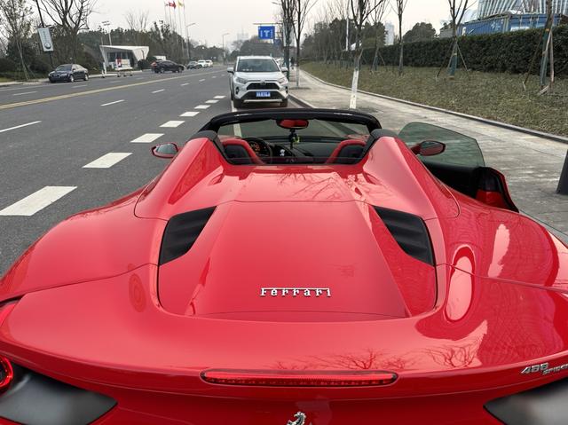 Ferrari 488