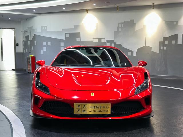 Ferrari F8