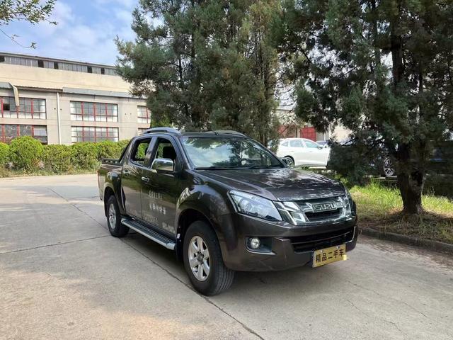 Isuzu D-MAX