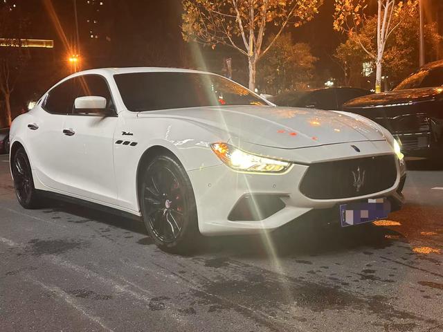 Maserati Ghibli