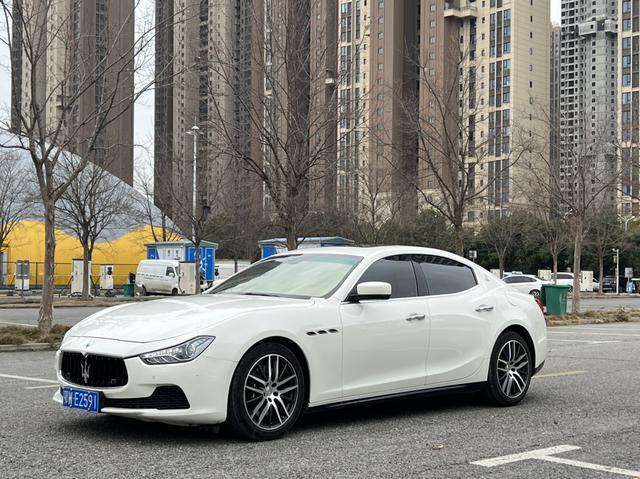 Maserati Ghibli