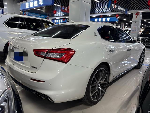 Maserati Ghibli