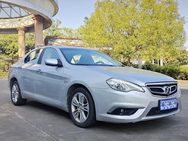 BAIC Saab D70